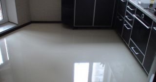 Наливной пол на кухне Сибай, цена от 890 руб.